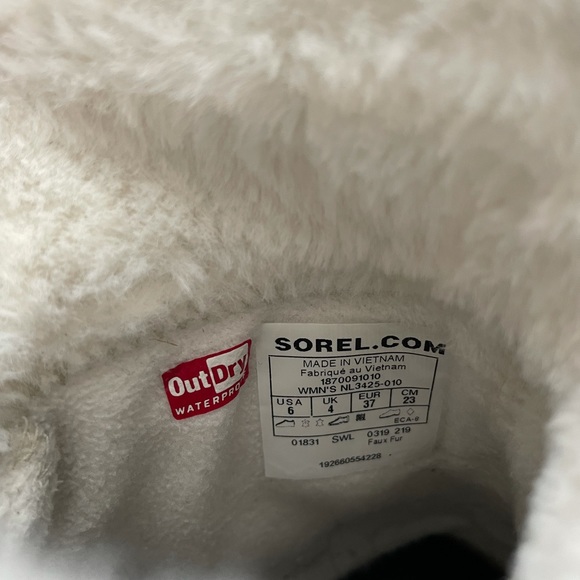 Sorel Tivoli IV Boots - Size 6 - Picture 5 of 6